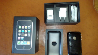 Is This the First iPhone 3G Unboxing?